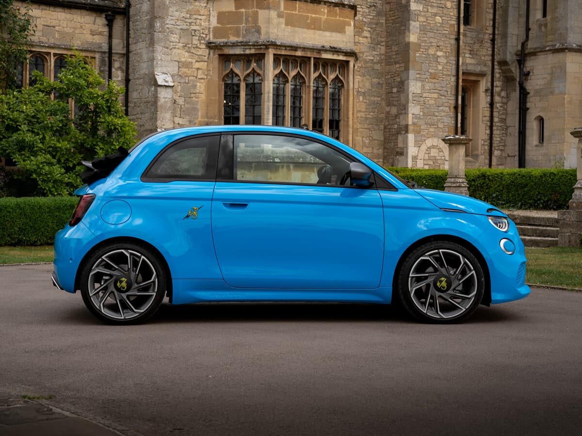 Abarth 500 II — Yandan