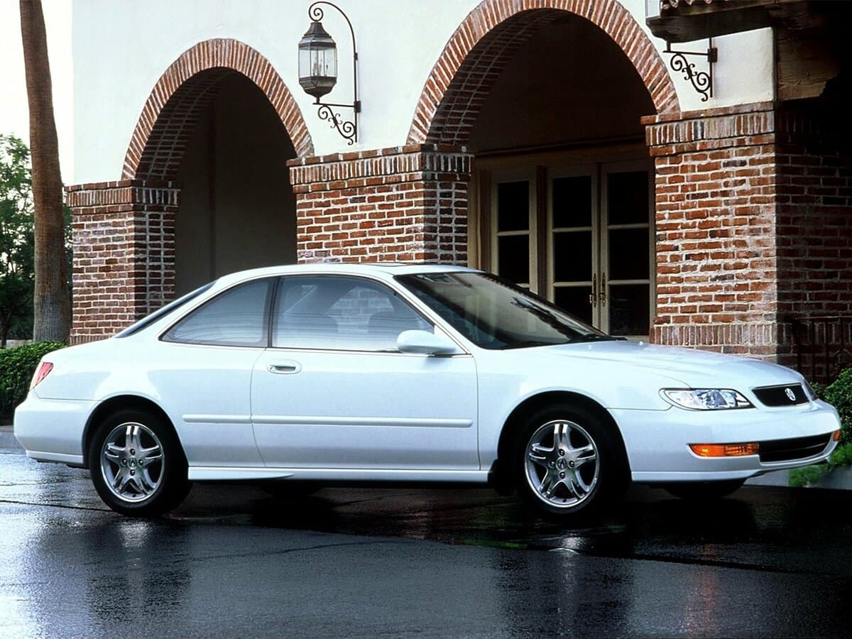 Acura CL I — Yandan