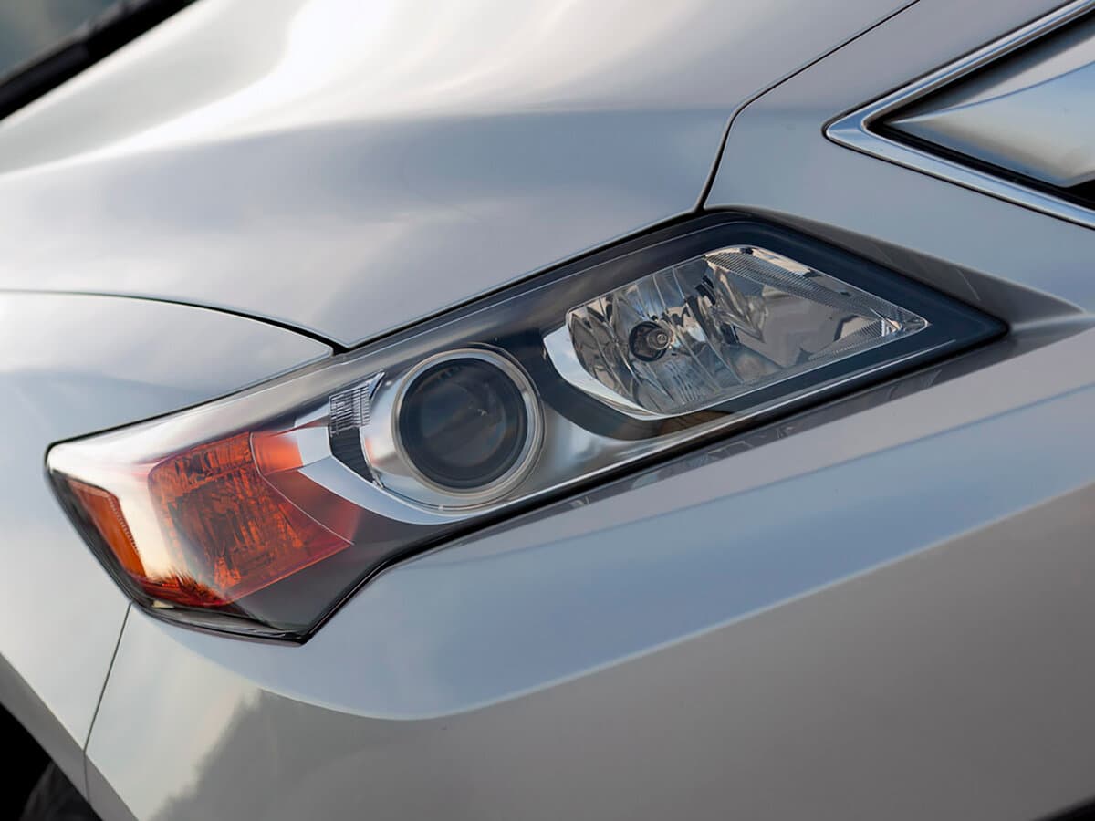Acura ILX I — Fara