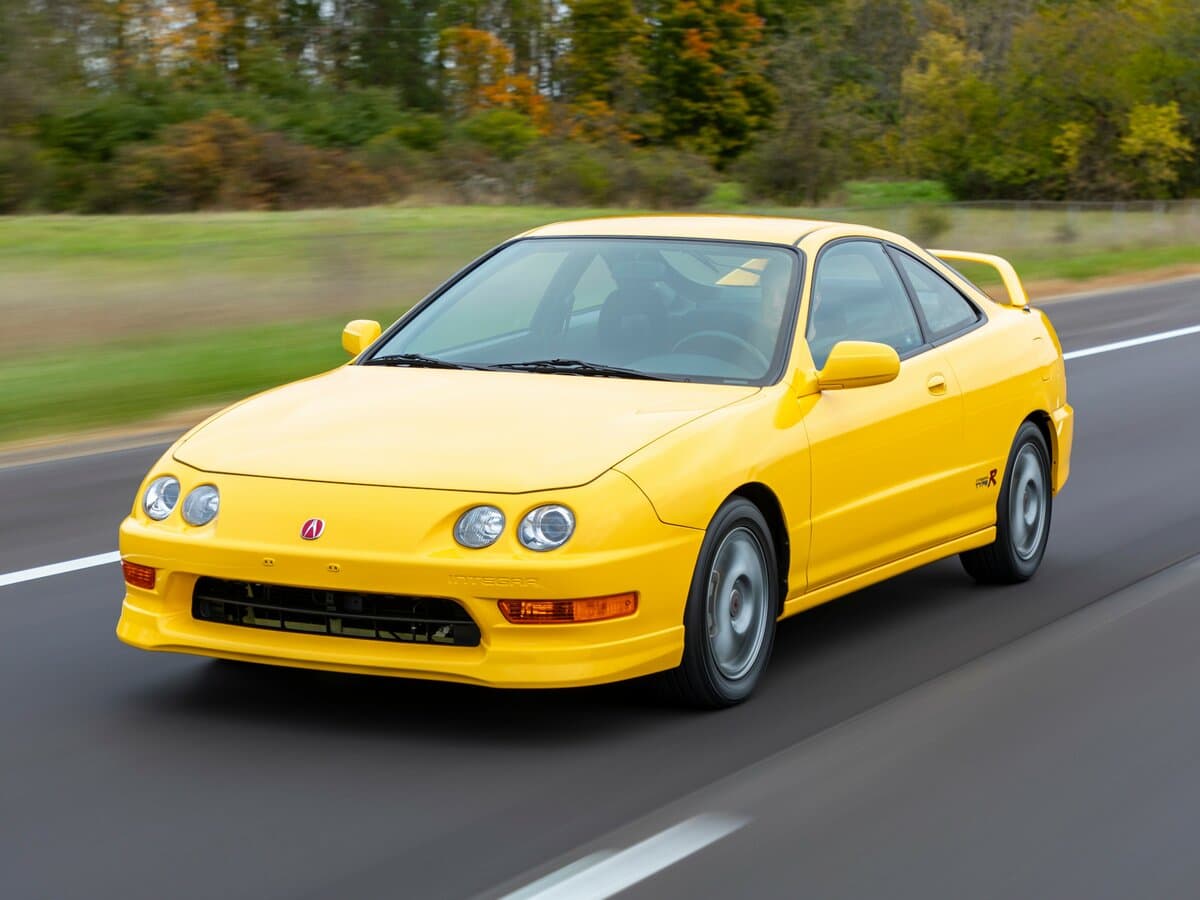Acura Integra III — Yandan