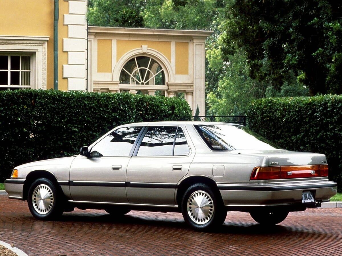 Acura Legend I — 3/4 arxadan
