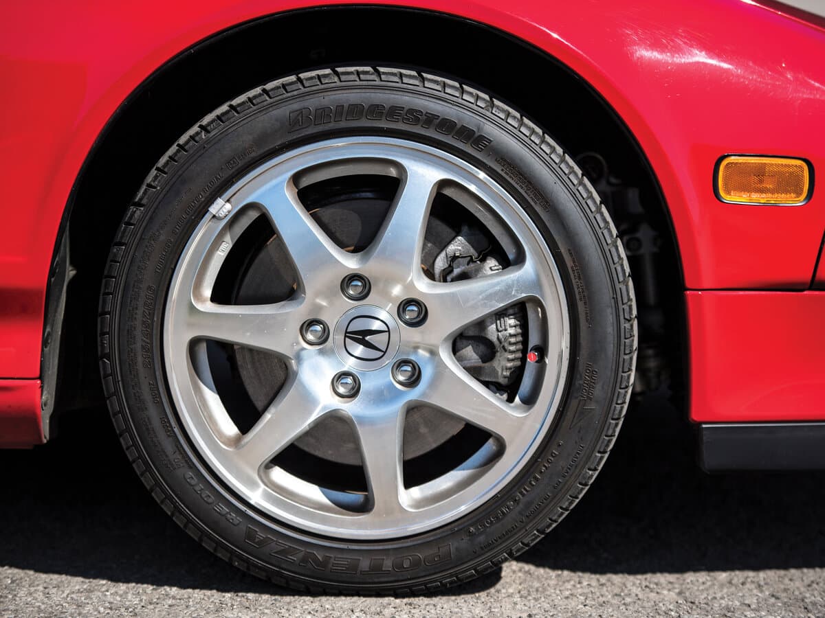 Acura NSX I — Təkər