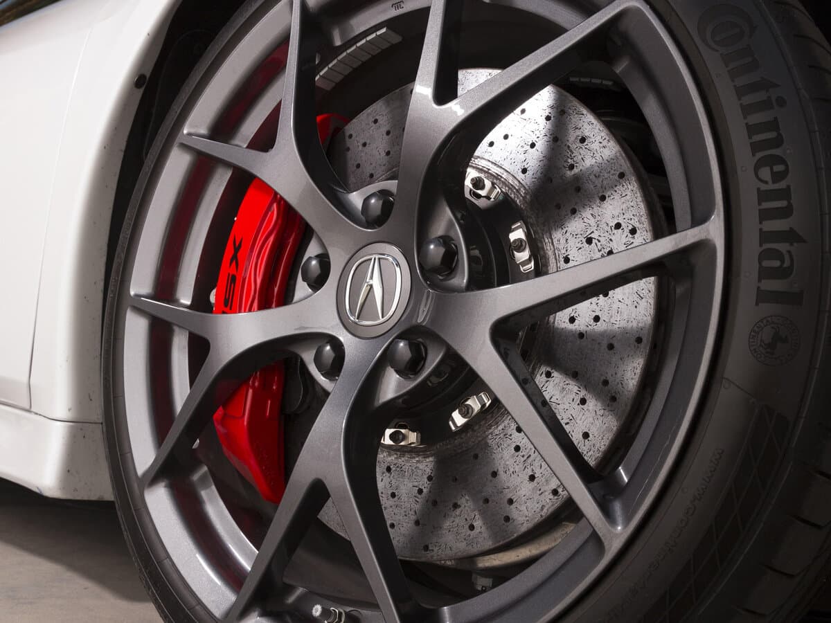 Acura NSX II — Təkər