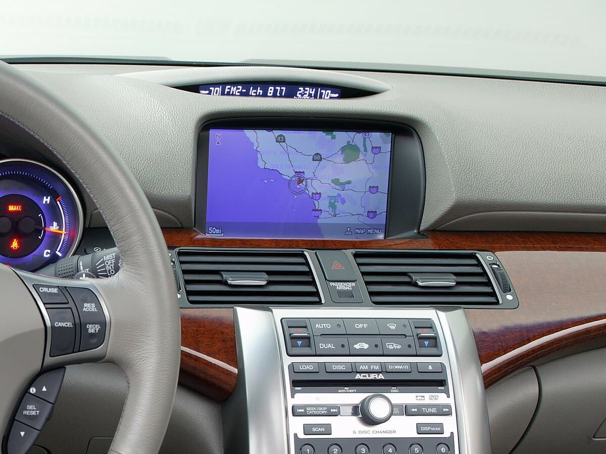 Acura RL II — Salon, arxadan