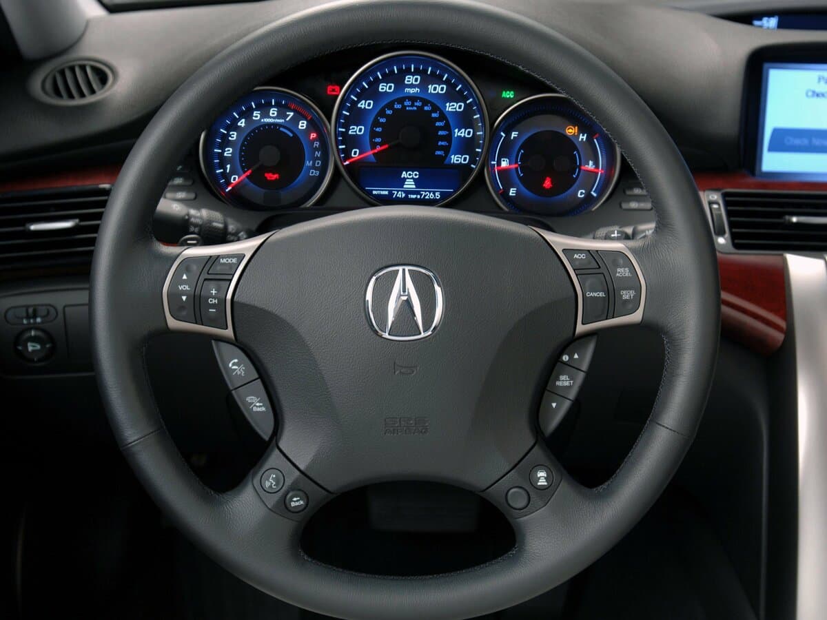 Acura RL II — Sükan