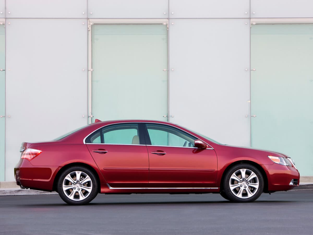 Acura RL II Restayling — Yandan