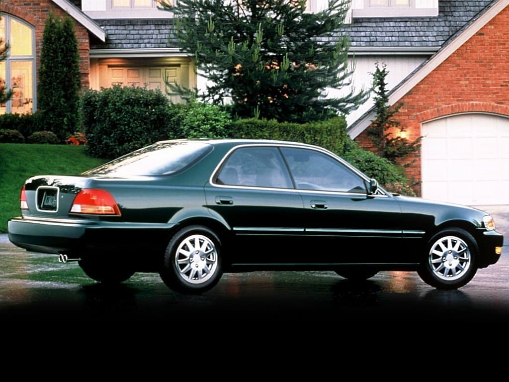 Acura TL I — Yandan