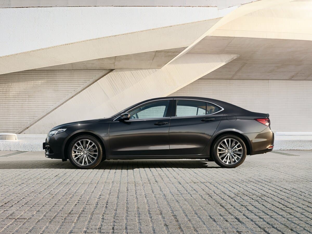 Acura TLX I — Yandan