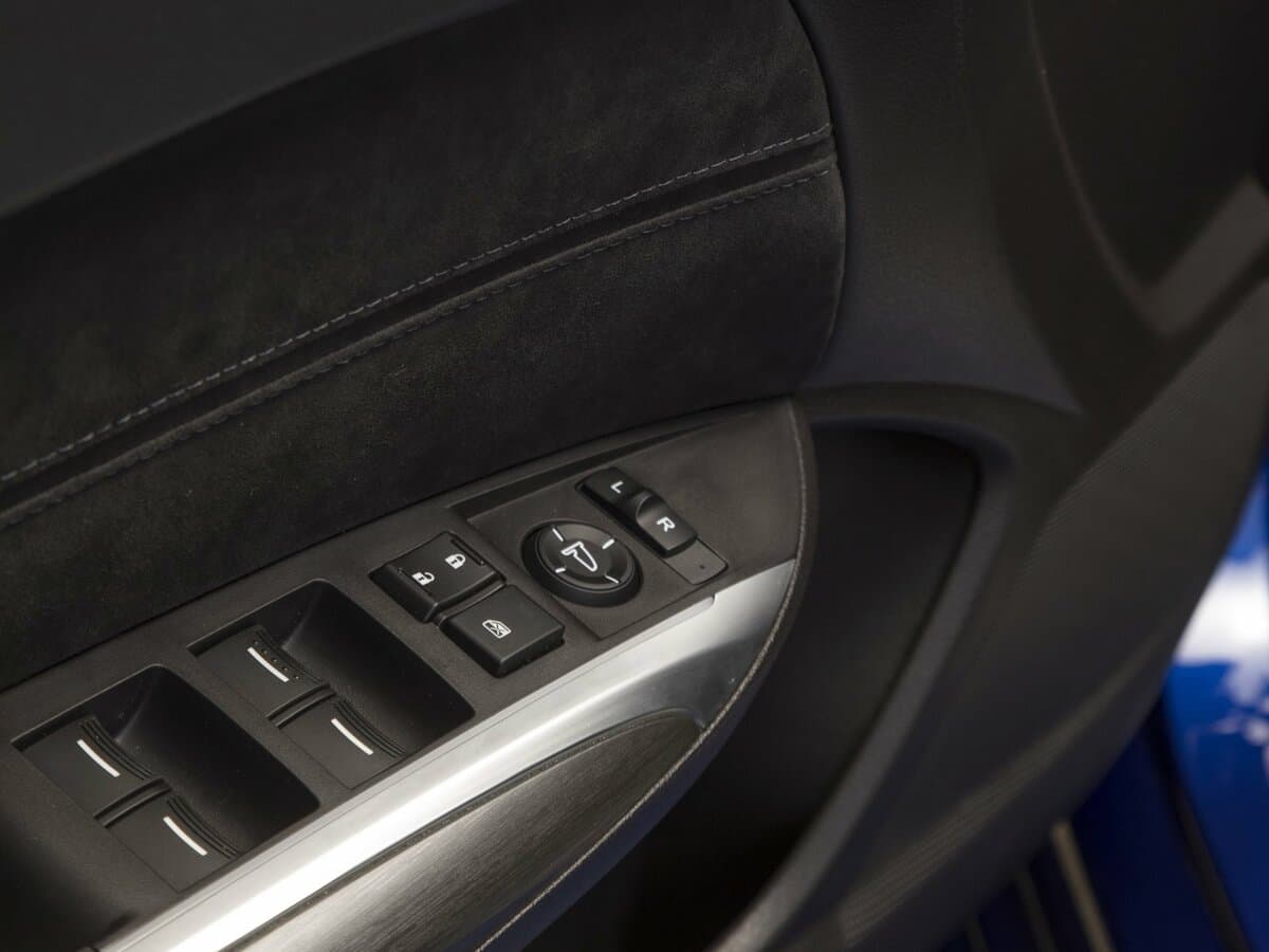 Acura TLX I Restayling — Qapı
