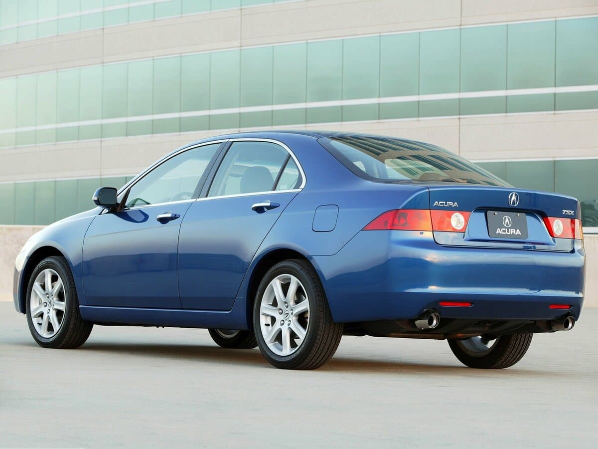Acura TSX I — 3/4 arxadan