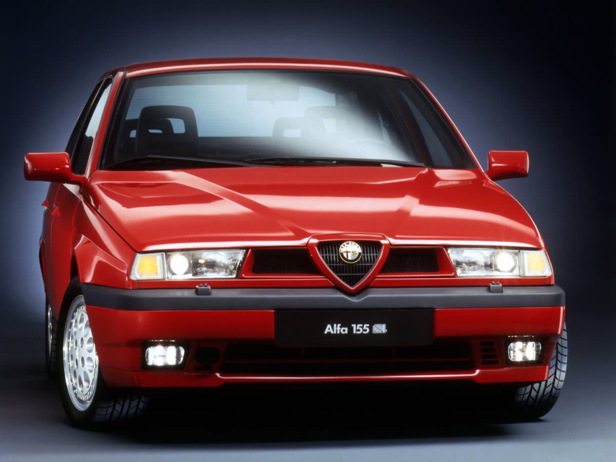 Alfa Romeo 155 I — Öndən
