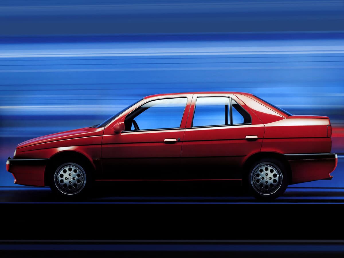 Alfa Romeo 155 I — Yandan