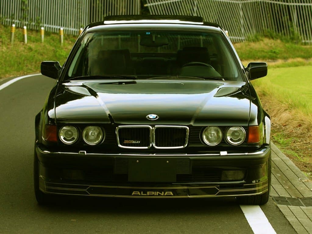 Alpina B12 E32 — Öndən