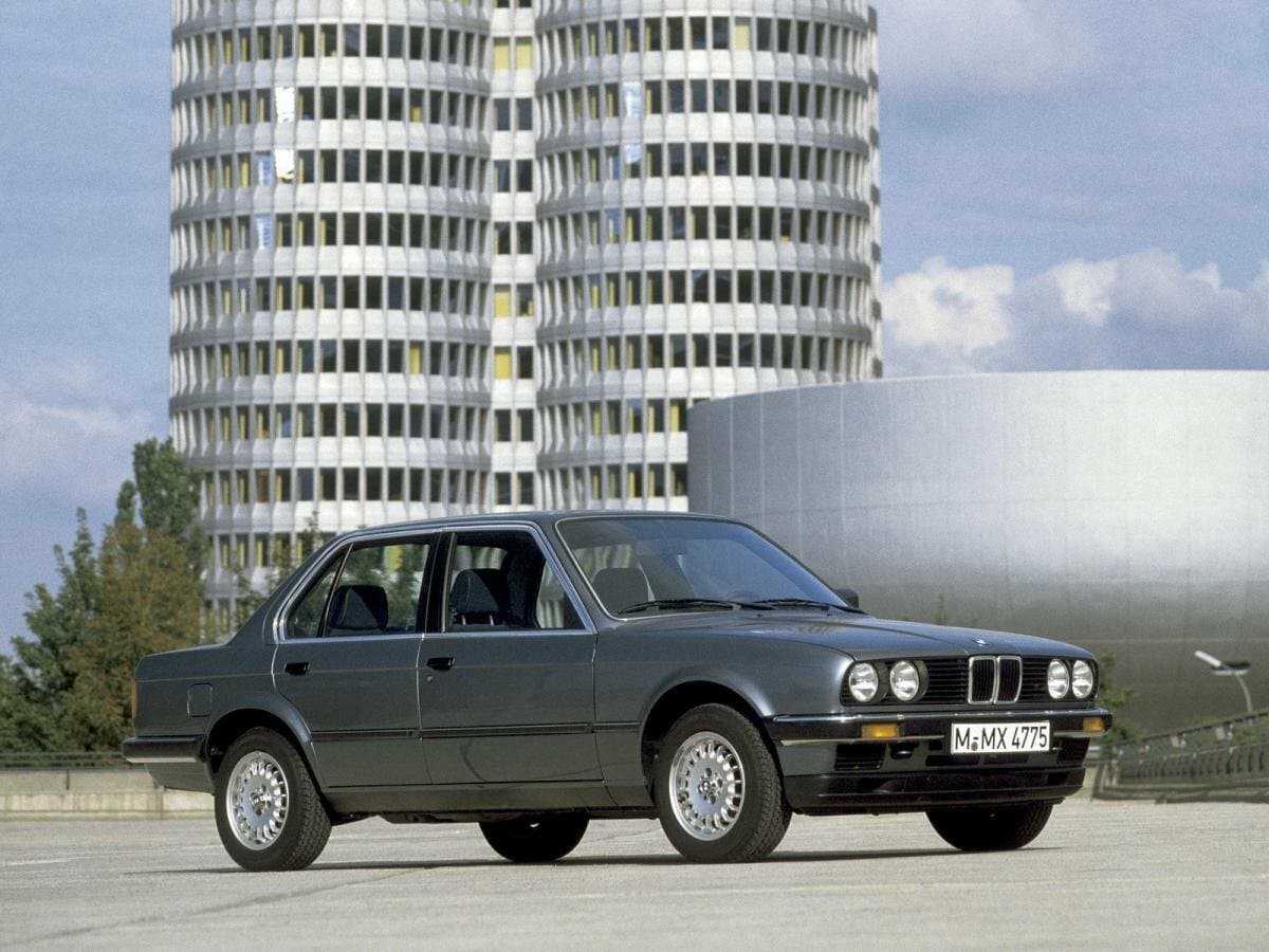 Alpina B3 E30