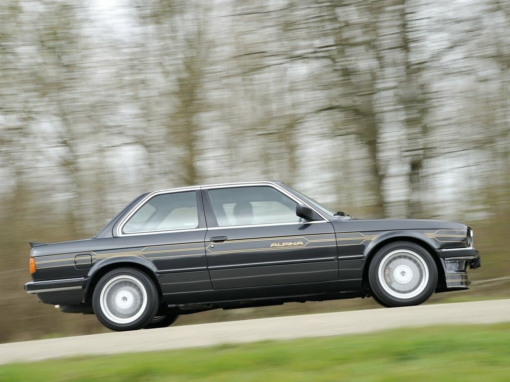 Alpina B6 E30 — Yandan