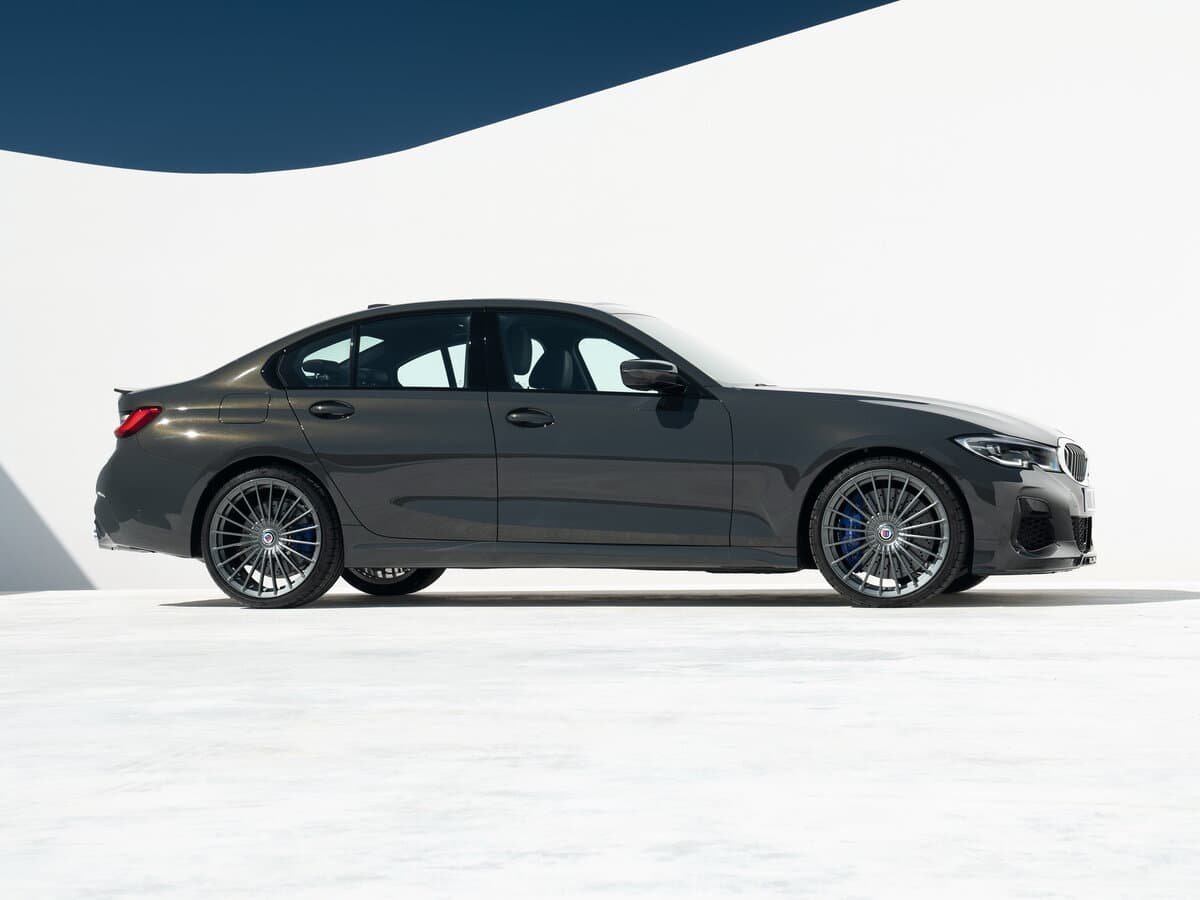 Alpina D3 G20 — Yandan