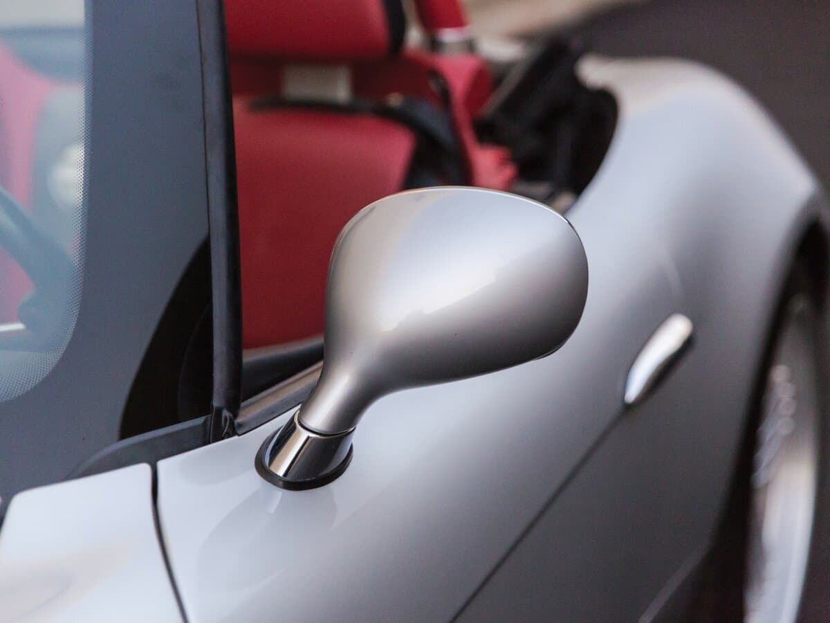Alpina Roadster Z8 — Yan güzgü
