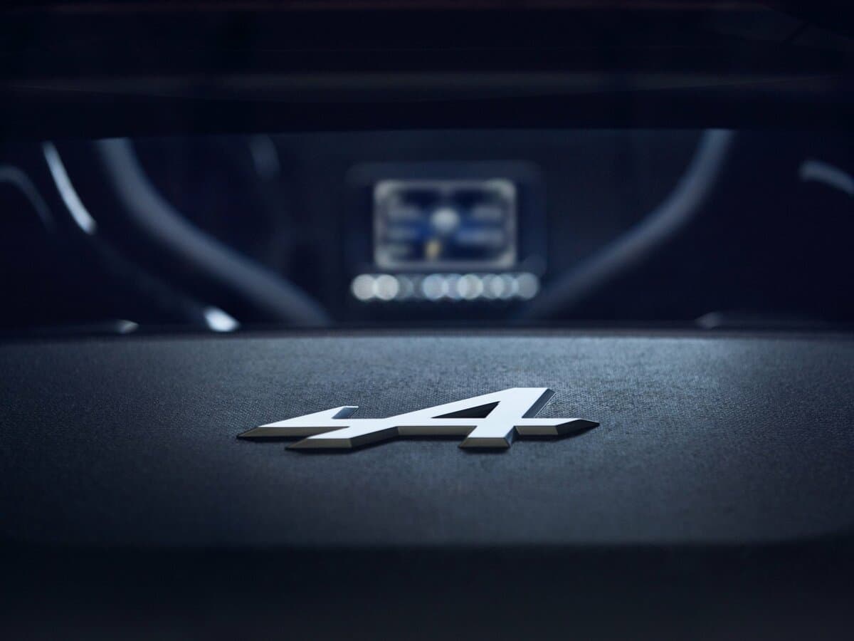 Alpine A110 II — Salon, arxadan