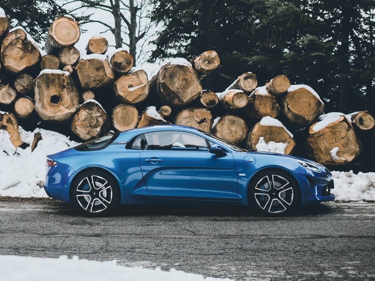 Alpine A110 II — Yandan