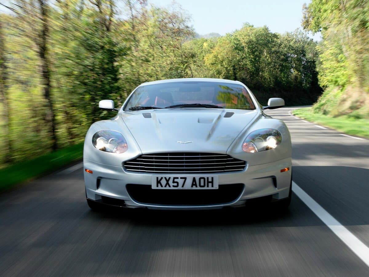 Aston Martin DBS II — Öndən
