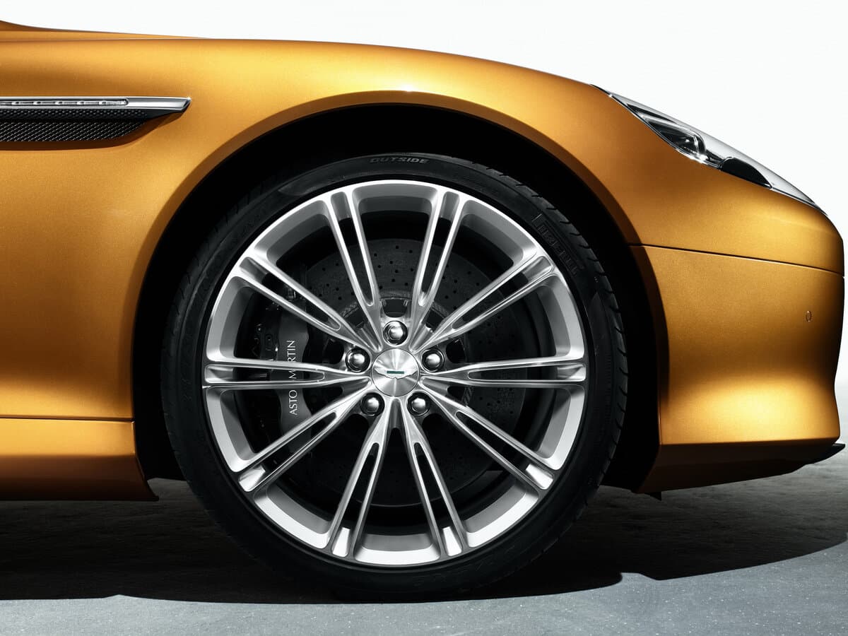 Aston Martin Virage II — Təkər
