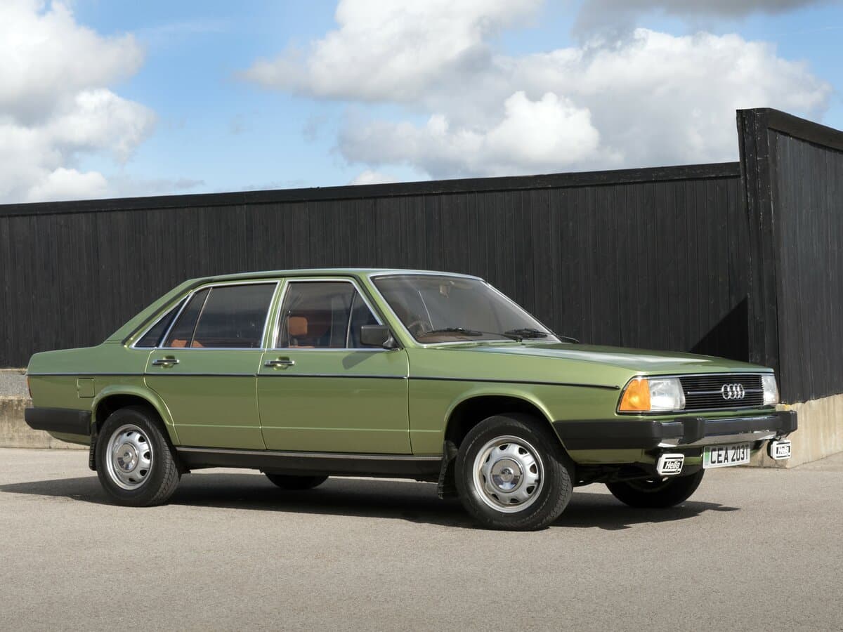 Audi 100 II (C2)