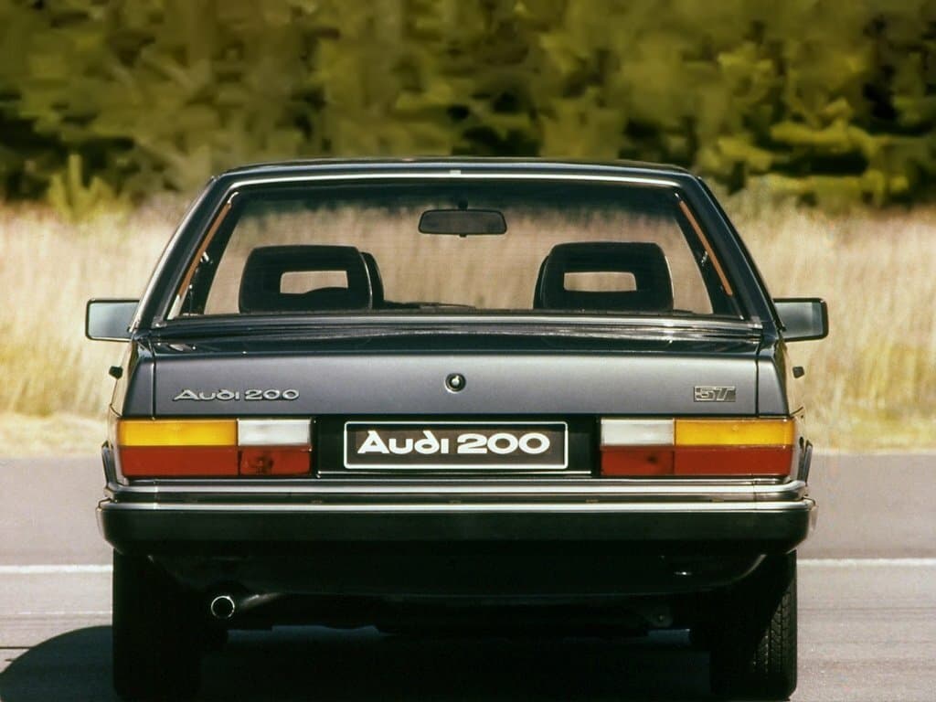 Audi 200 I (C2) — Arxadan