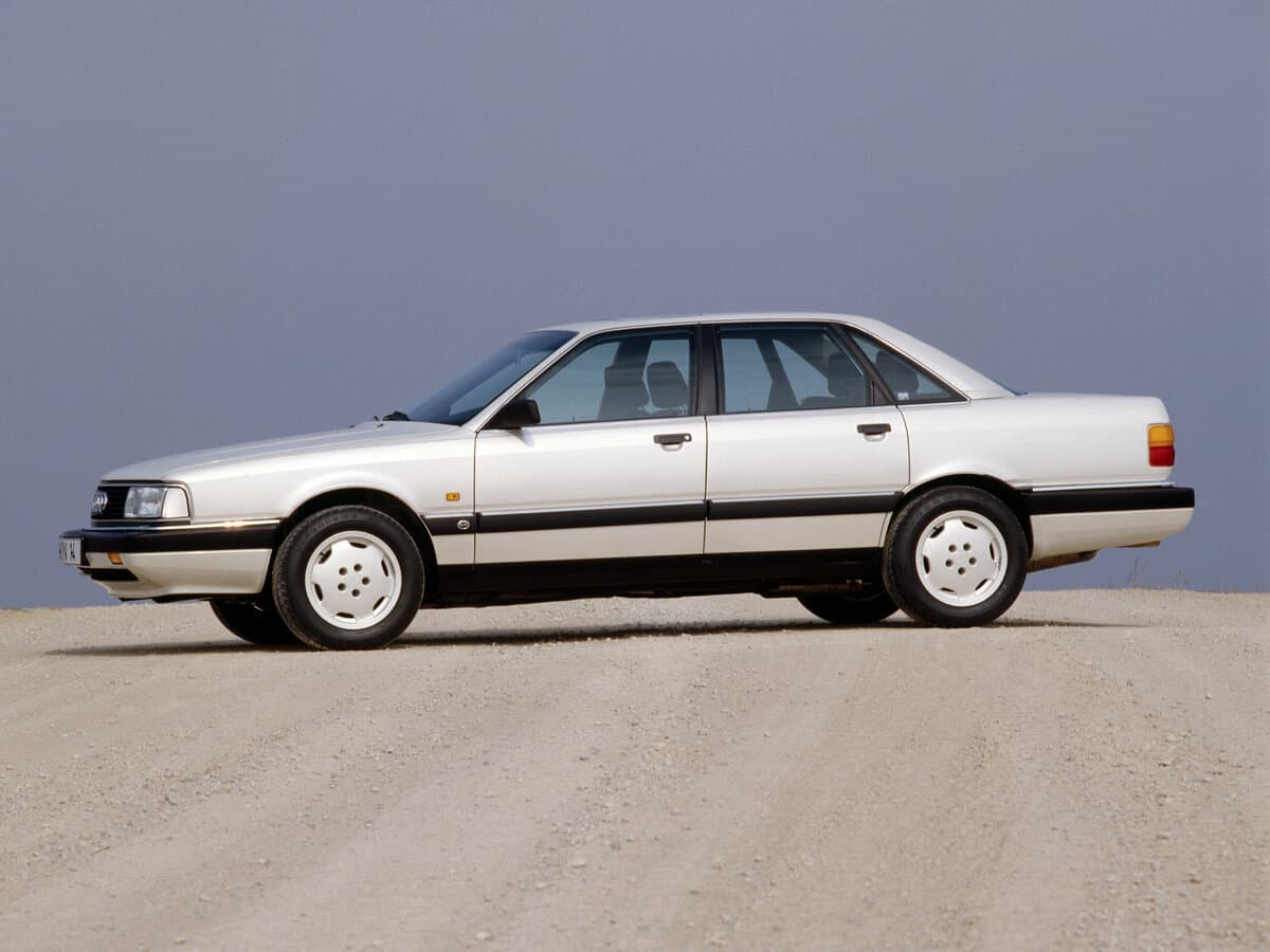 Audi 200 II (C3) Restayling — Yandan