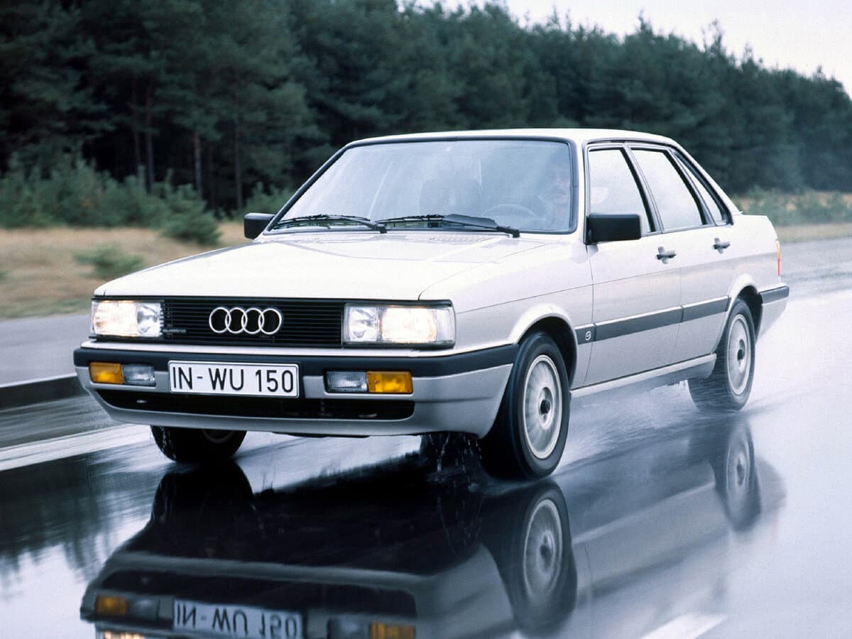 Audi 90 I (B2) — Öndən