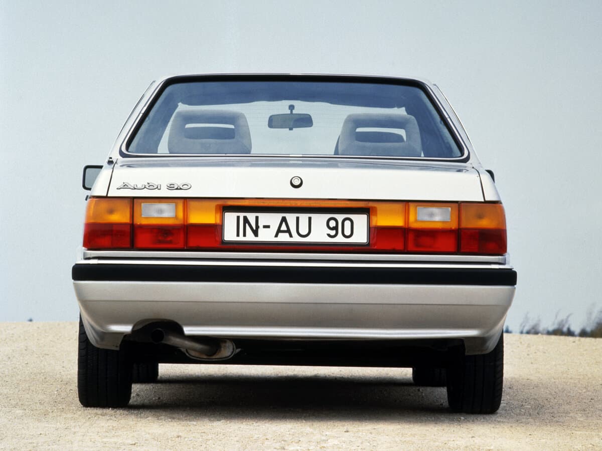 Audi 90 I (B2) — Arxadan