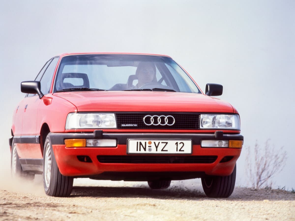 Audi 90 II (B3) — Öndən