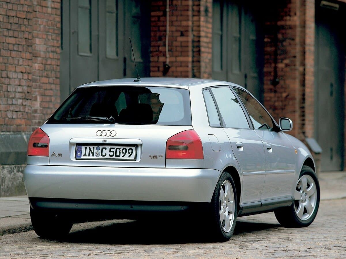Audi A3 I (8L) — 3/4 arxadan