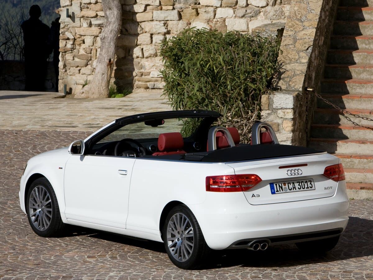 Audi A3 II (8P) Restayling 2 — 3/4 arxadan