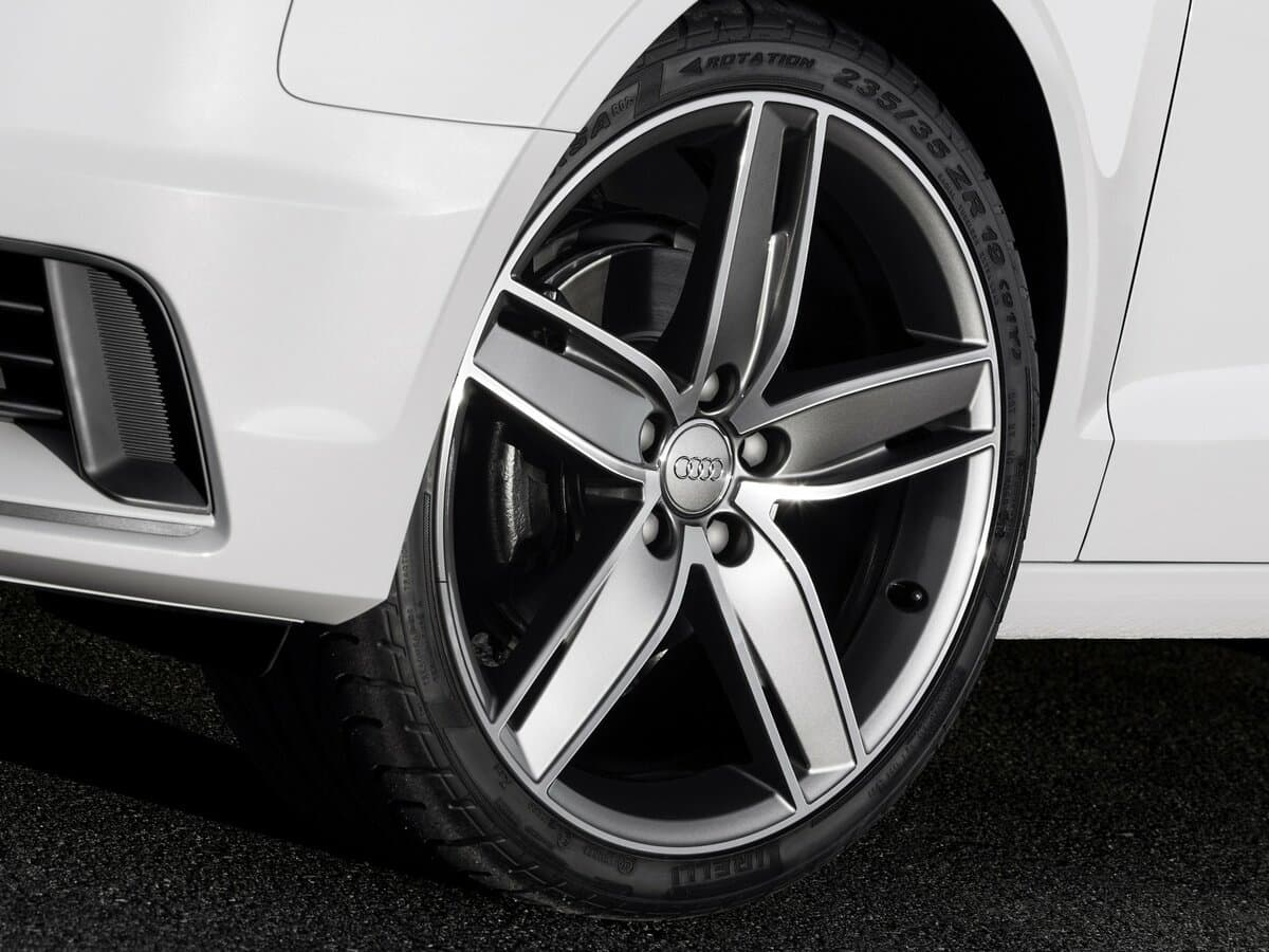 Audi A3 III (8V) — Təkər