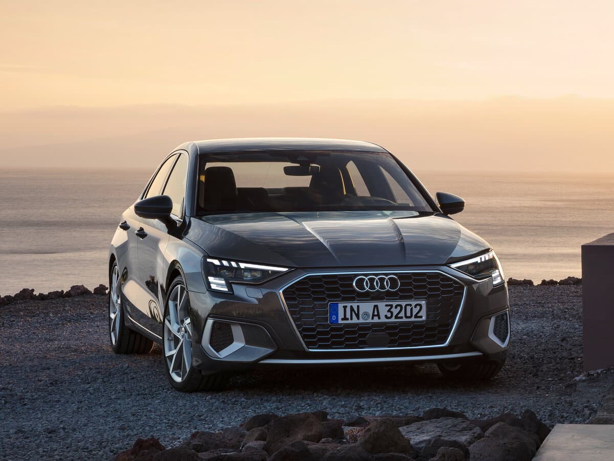 Audi A3 IV (8Y) — Öndən
