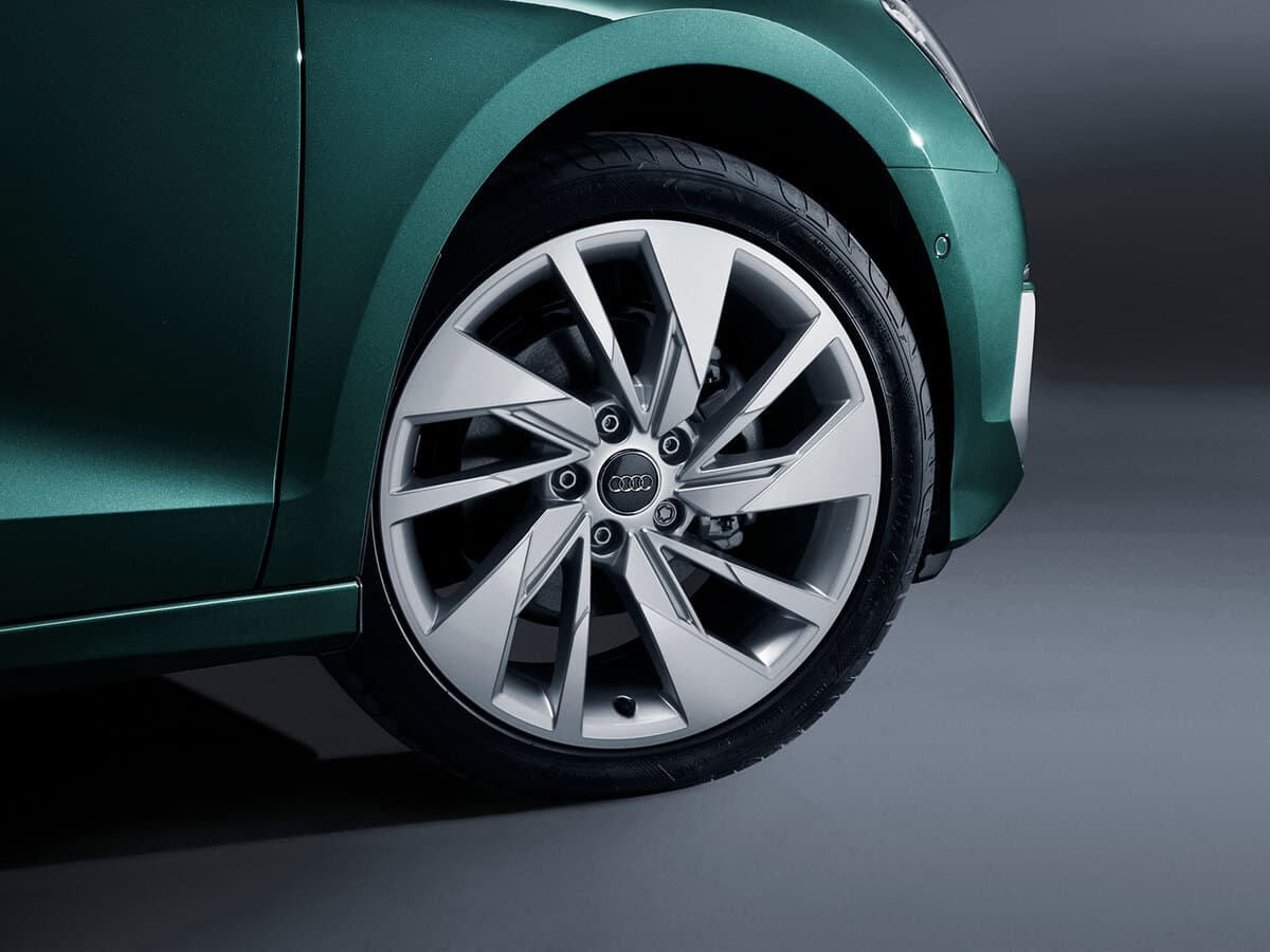 Audi A3 IV (8Y) — Təkər