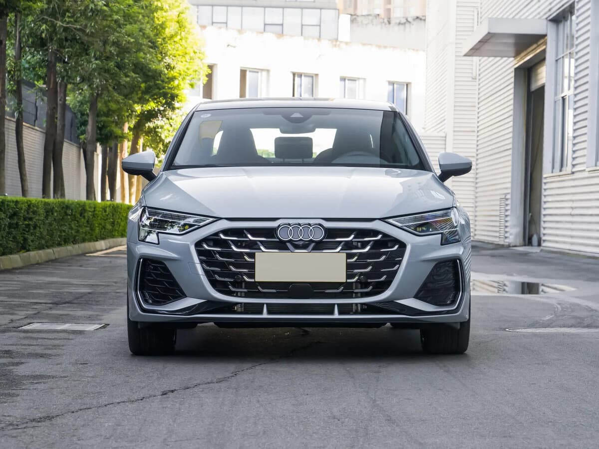 Audi A3 IV (8Y) Restayling — Öndən