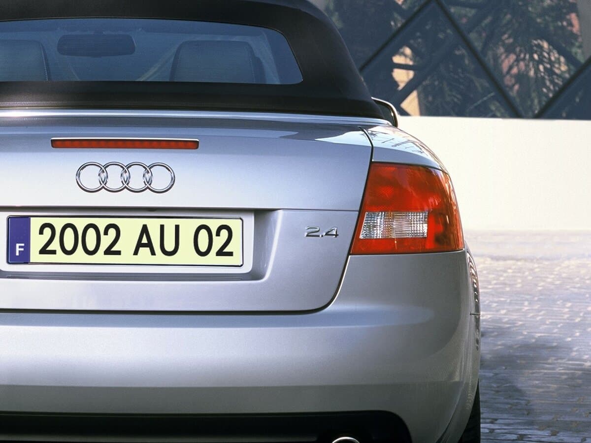 Audi A4 II (B6) — Detal