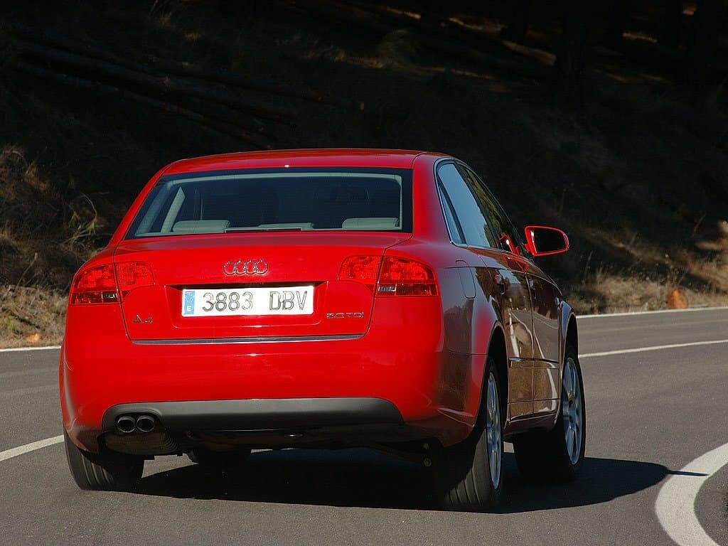 Audi A4 III (B7) — Arxadan