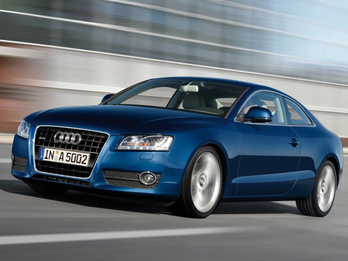 Audi A5 I (8T) — Əsas şəkil
