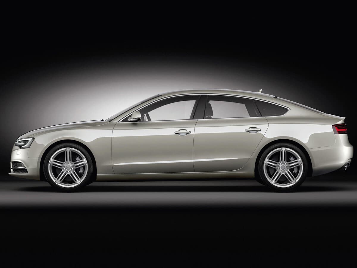 Audi A5 I (8T) Restayling — Yandan
