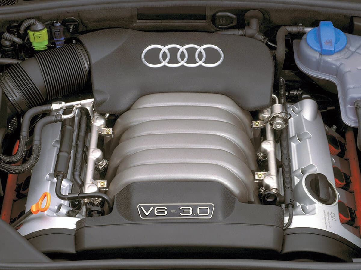 Audi A6 II (C5) Restayling — Salon, öndən