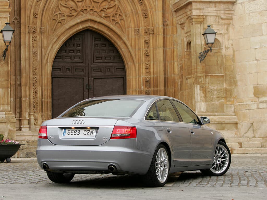 Audi A6 III (C6) — 3/4 arxadan