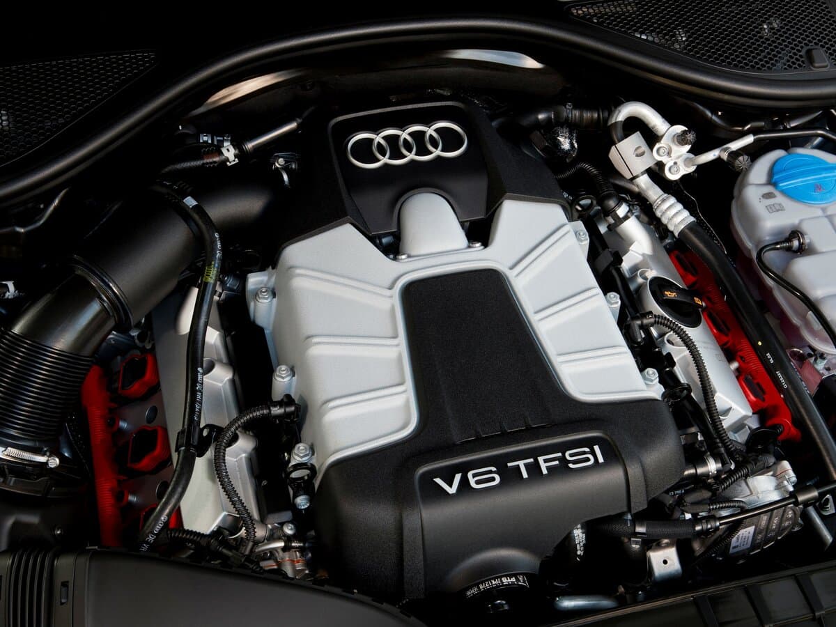 Audi A6 IV (C7) — Salon, arxadan