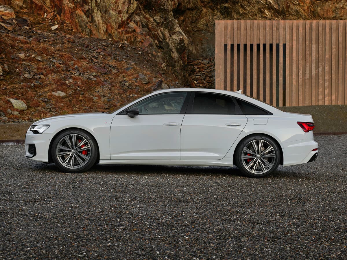 Audi A6 V (C8) Restayling — Yandan