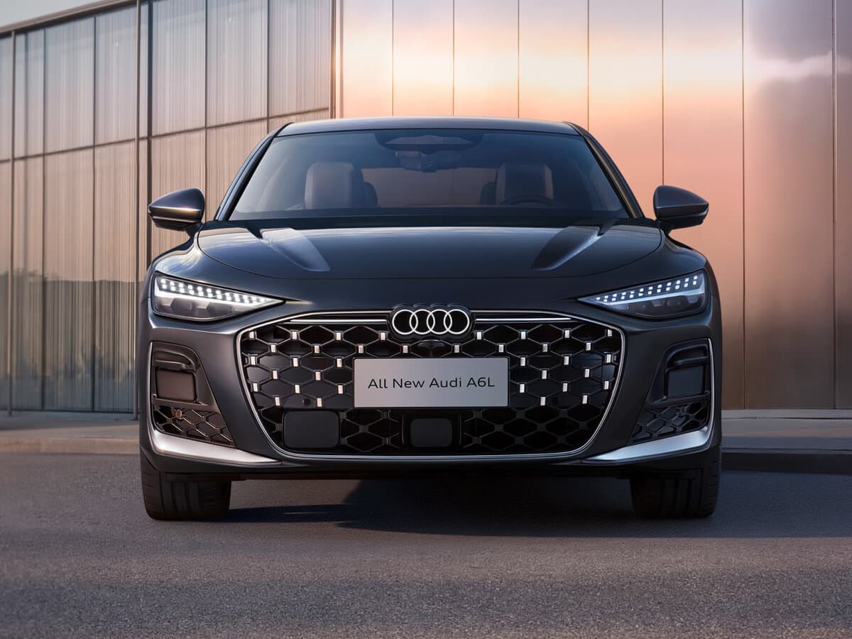 Audi A6 VI (C9) — Öndən