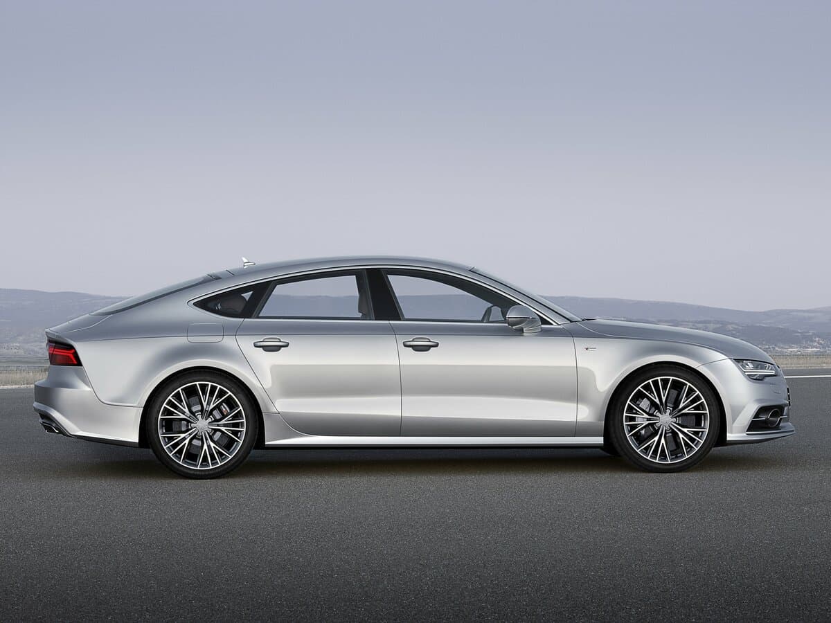 Audi A7 I (4G) Restayling — Yandan