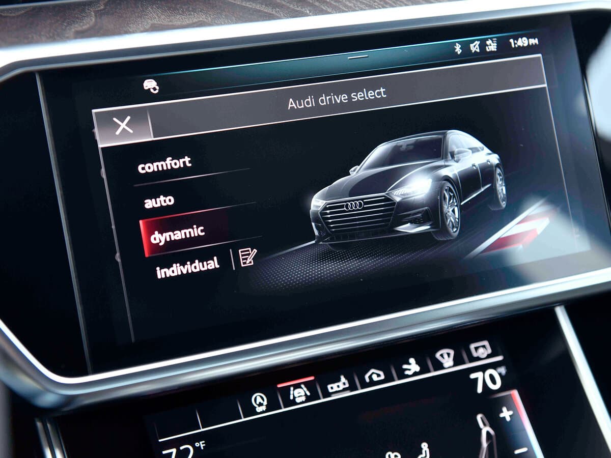 Audi A7 II (4K) — Salon, öndən