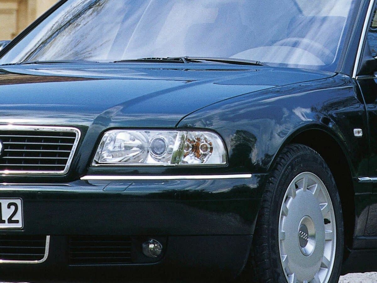Audi A8 I (D2) Restayling — Fara