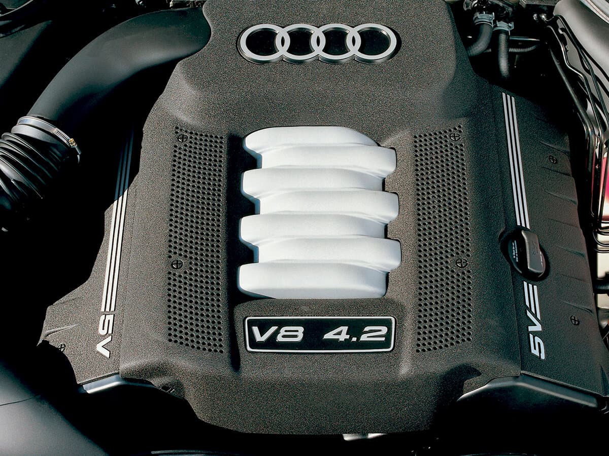Audi A8 I (D2) Restayling — Salon, arxadan